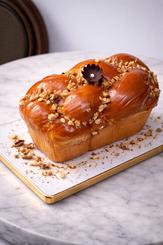 Козунак с карамел и орехи - LAVENE